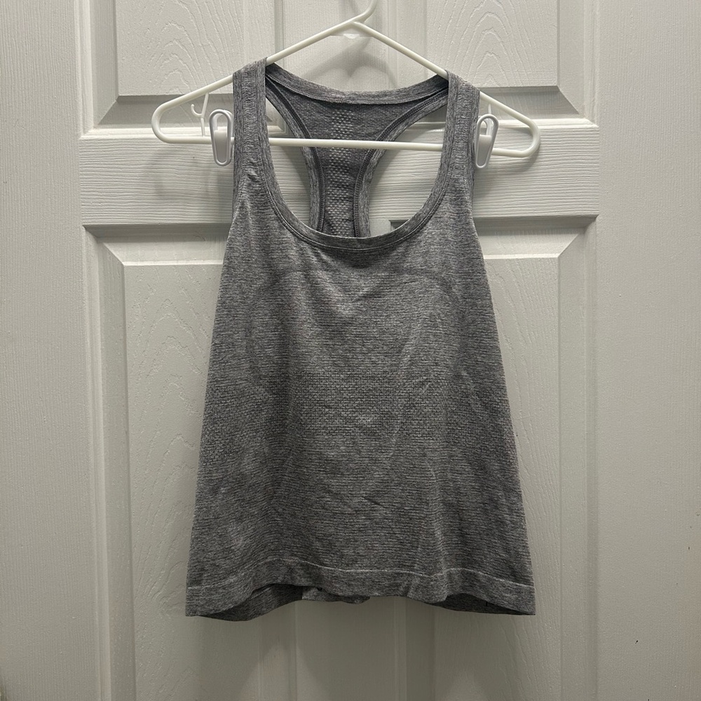 Lululemon swiftly tech tank. EUC. Size 14